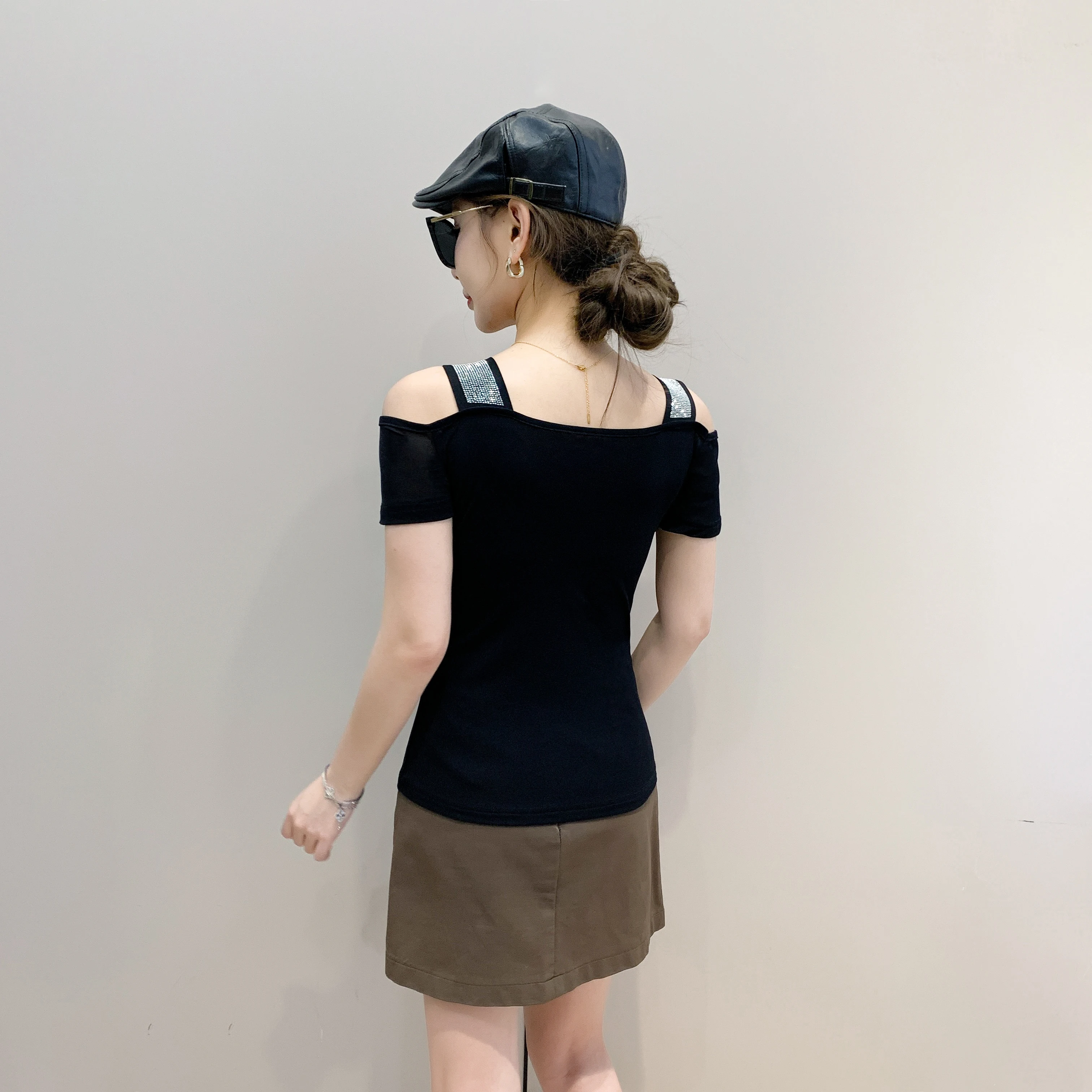 High-end Custom Summer Brand Women's T-Shirt New Chic Shiny Cartoon Hot Diamonds Tees Luxury Ladies Elegant Slim Tops Shirts - Image 2